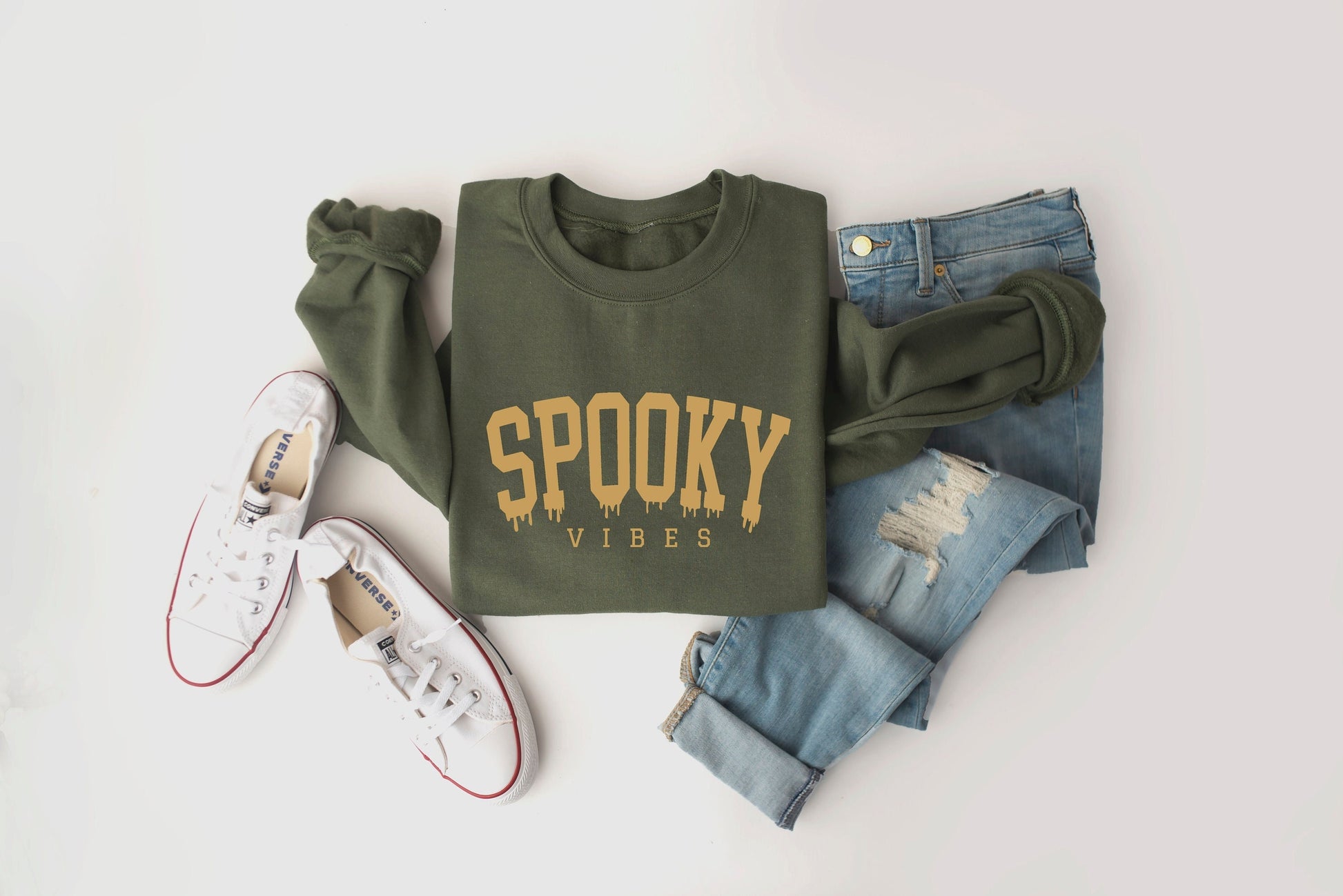 Womens Halloween Sweatshirt, Halloween Shirt, Halloween Sweater, Ghost Sweatshirt, Spooky Vibes, Spooky babe, Retro Halloween Sweatshirt