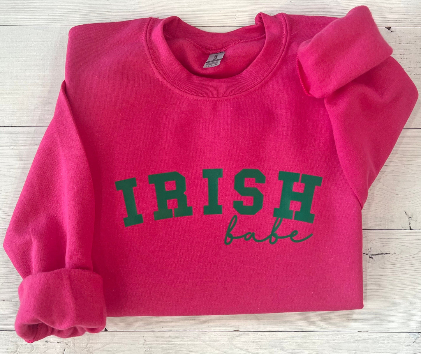 Irish Babe Sweatshirt, Womens Shamrock Crewneck, St Patricks Day Top, St. Pattys Day Outfit, Irish tops, Sweater for St. Patricks Day - Up2ournecksinfabric