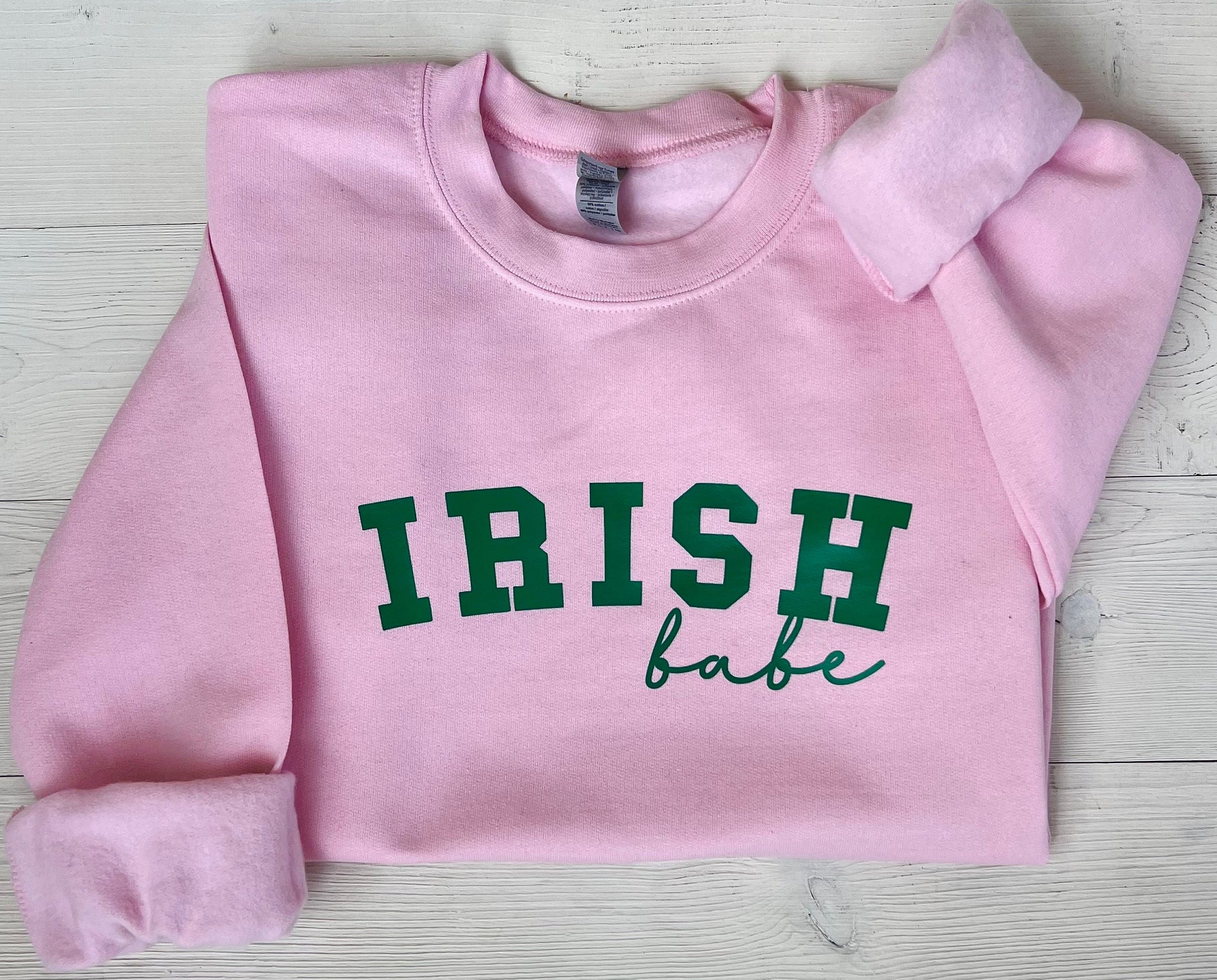 Irish Babe Sweatshirt, Womens Shamrock Crewneck, St Patricks Day Top, St. Pattys Day Outfit, Irish tops, Sweater for St. Patricks Day - Up2ournecksinfabric