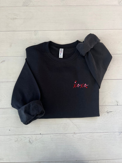 Embroidered Valentines day Sweatshirt, xoxo Sweatshirt, Valentine day outfit, Galentines day top, xoxo shirt, Valentines day gift, gift idea - Up2ournecksinfabric