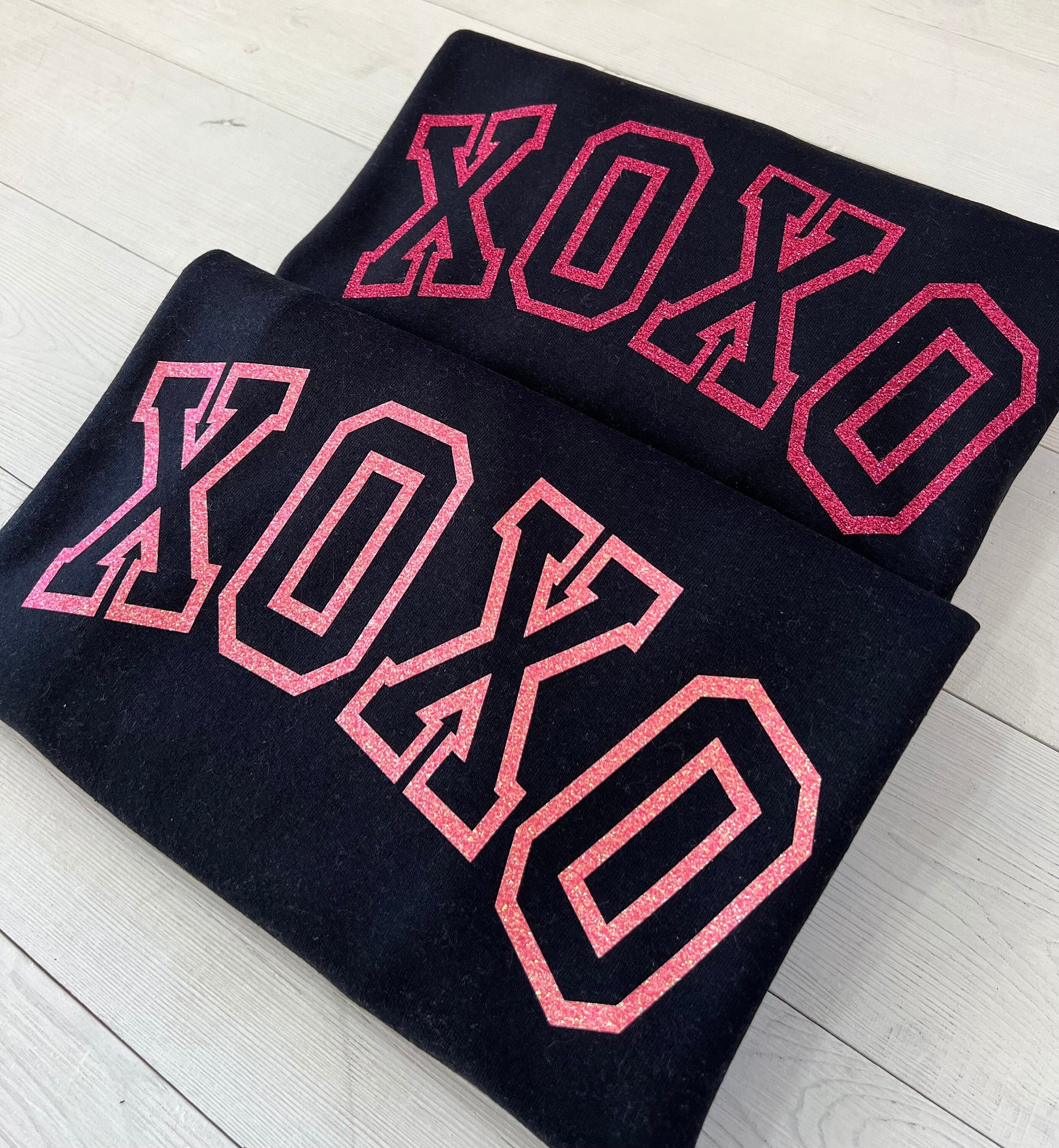 glitter xoxo sweatshirt, hot pink xoxo top, Valentine's day top, Galentine's day shirt, xoxo varsity sparkle shirt, cute v-day outfit