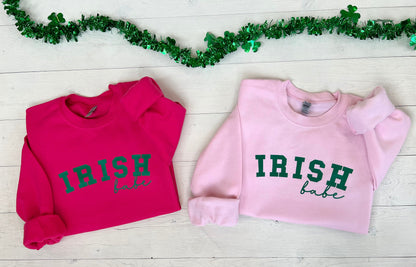 Womens St Patricks Day Shirt, Irish Babe Sweatshirt, St Pattys Day Shamrock Crewneck, St Pattys Day Outfit, Hot Pink Sweatshirt, Irish tops - Up2ournecksinfabric