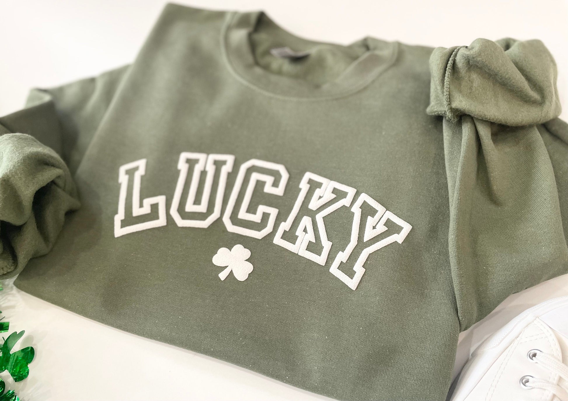 Womens St. Patricks Day Sweatshirt, Lucky Sweatshirt, Irish Sweatshirt, Clover Sweatshirt, Four Leaf Clover Shirt, Womens Lucky Sweatshirt