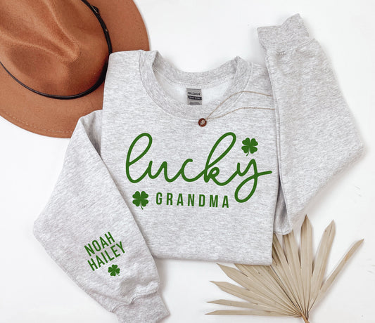 Lucky Grandma Sweatshirt, Grandma St. Patrick's Day Sweater, Lucky Gigi, Lucky Nana, Grandma Sweatshirt with Names, Custom Grandma Crewneck