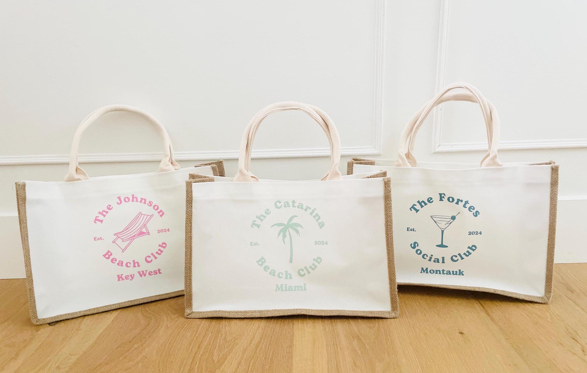 Custom Jute Bridesmaid Bags White Bubblegum Pink Beach Chair