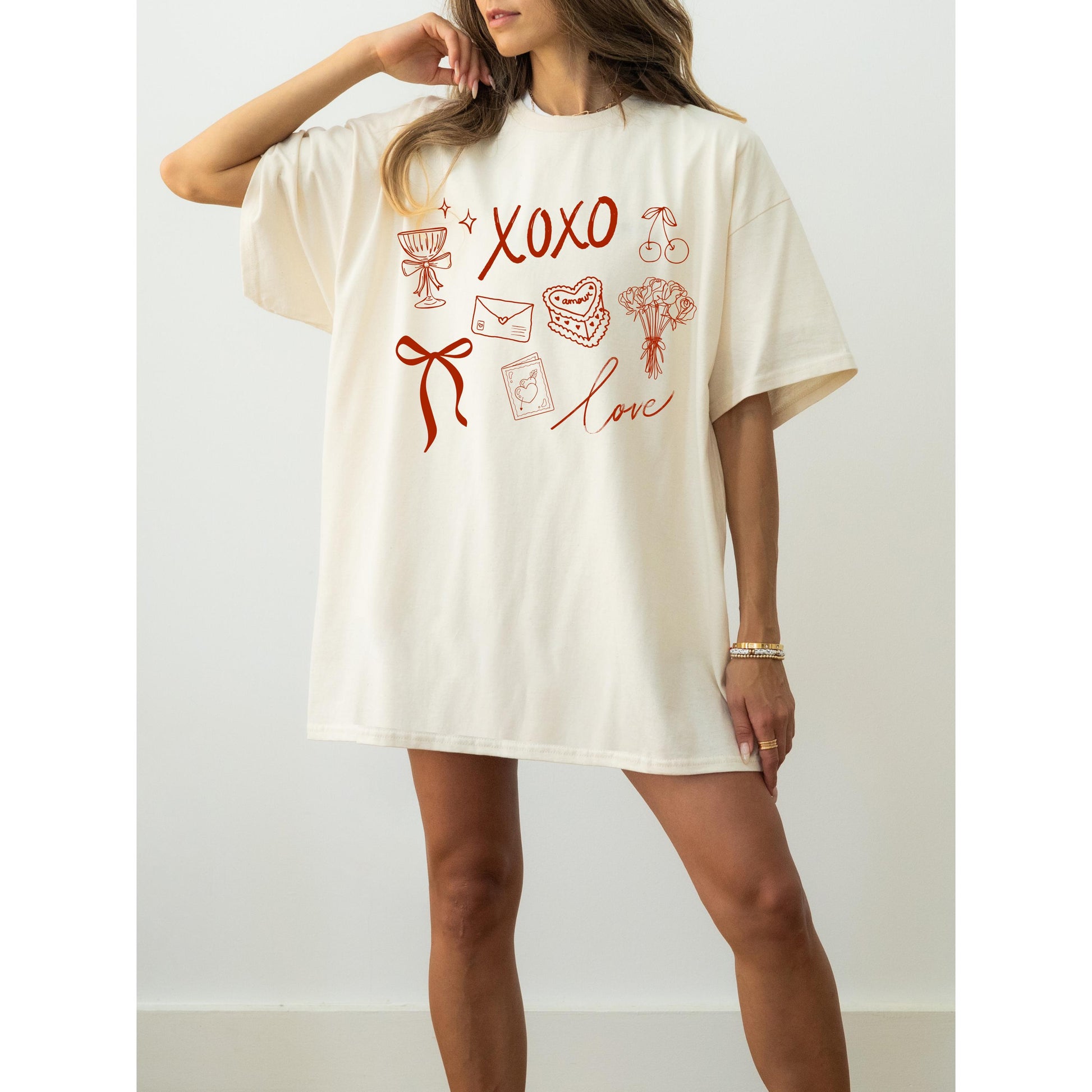 Women's Valentines Day Shirt, Xoxo Tee, Valentine's Day Outfit, Comfort Colors, Gift For Her