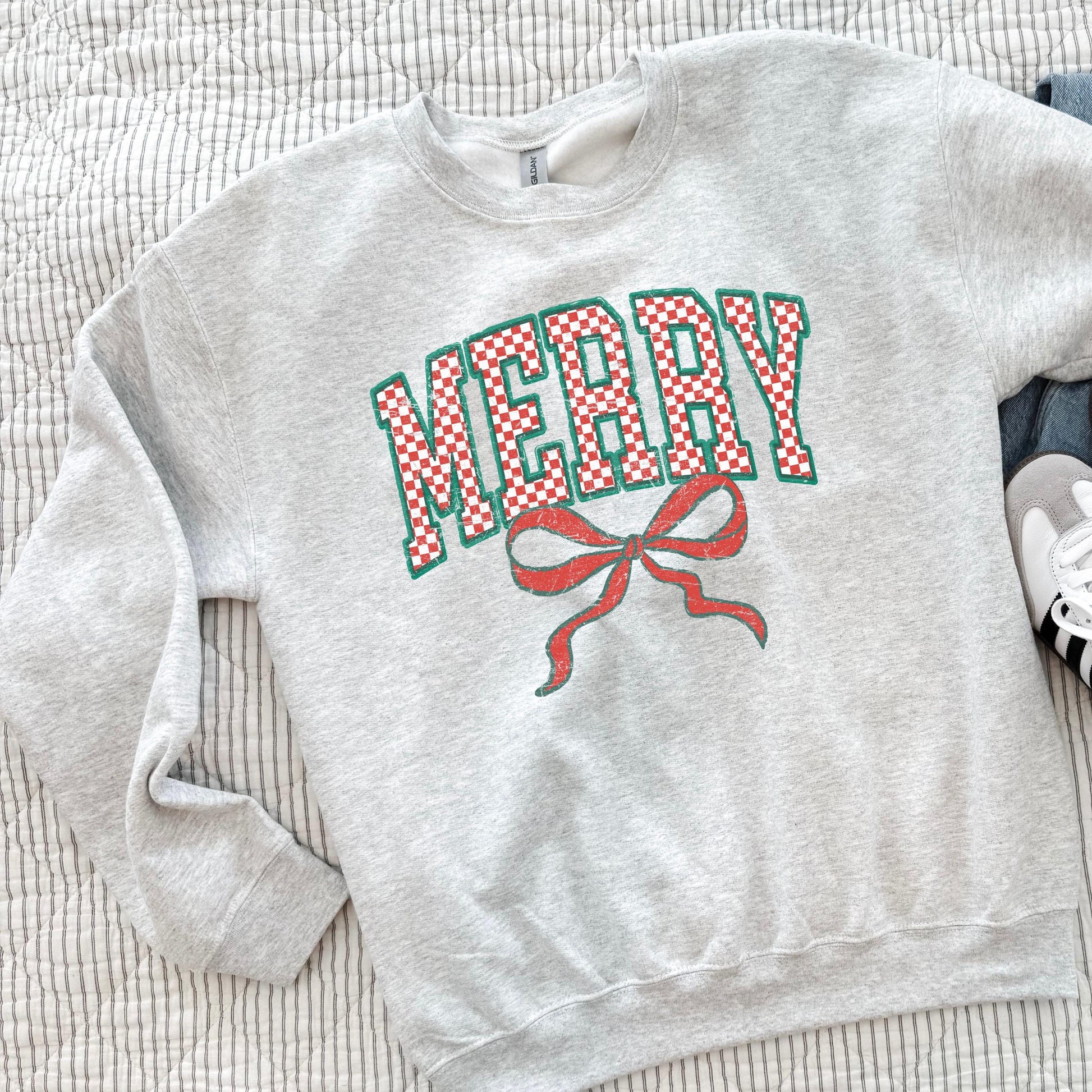 Women's Christmas Sweatshirt, Merry Christmas Sweater, Plaid Christmas Sweatshirt, Christmas Crewneck, Retro Christmas, Winter Sweatshirt