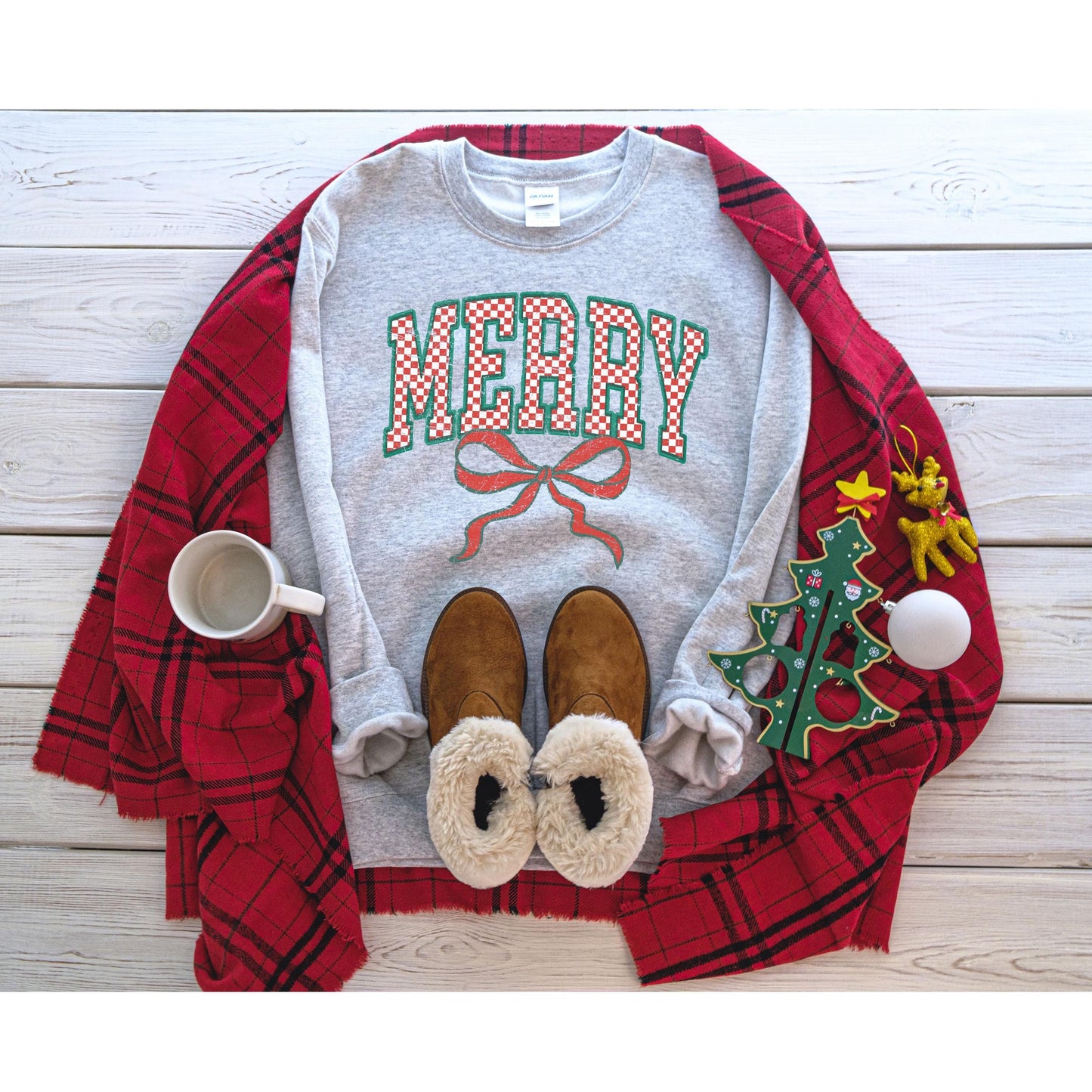Women's Christmas Sweatshirt, Merry Christmas Sweater, Plaid Christmas Sweatshirt, Christmas Crewneck, Retro Christmas, Winter Sweatshirt