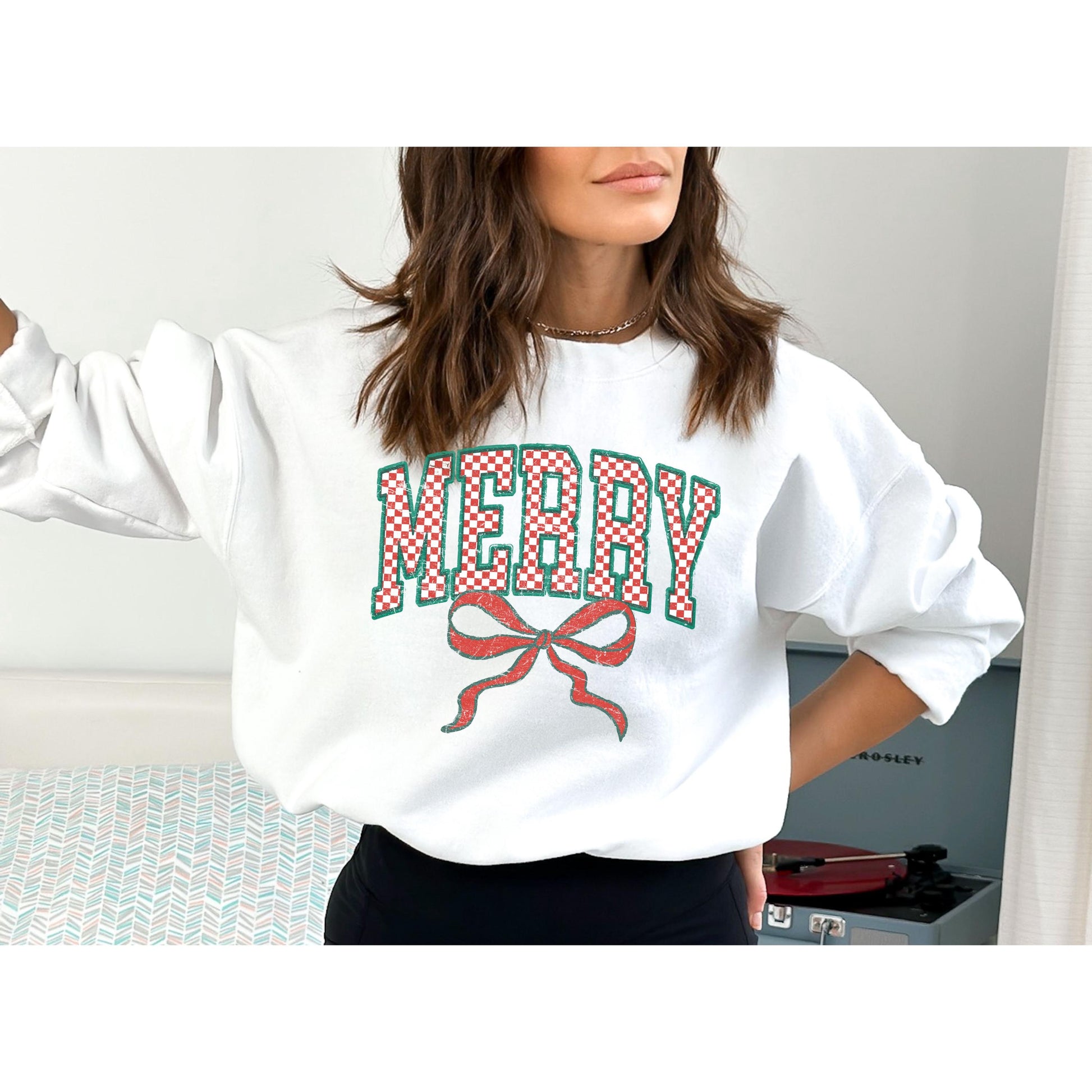 Women's Christmas Sweatshirt, Merry Christmas Sweater, Plaid Christmas Sweatshirt, Christmas Crewneck, Retro Christmas, Winter Sweatshirt