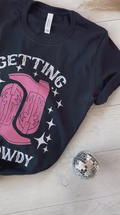Getting Hitched Getting Rowdy T-shirts, Bachelorette Trip, Matching Bridal Party, Celebrating Our Bride, Western Outfits, Bachlorette Outfit