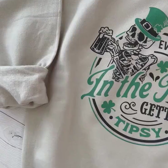 Funny St Patricks day sweatshirt, St Pattys day parade top, Everybody in the Pub Gettin Tipsy shirt, Irish crew gift, Irish drinking sweater