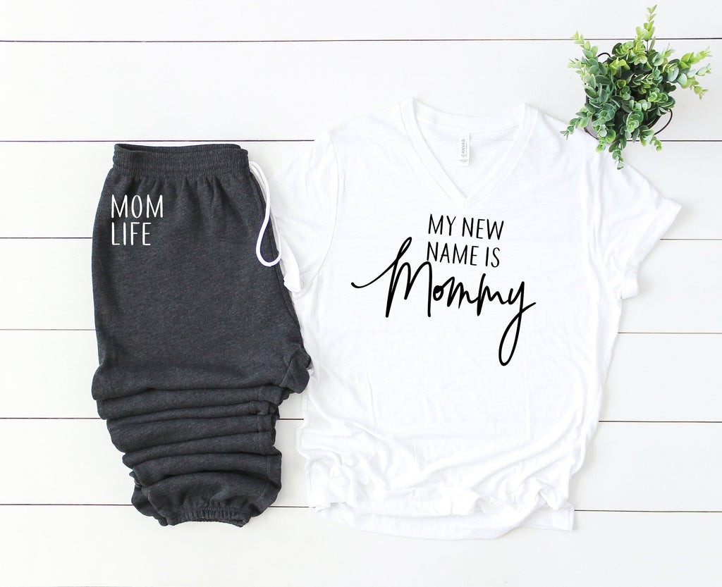 mom coming home outfit, baby shower gift for mom, new mom gift set, new mom shirt, new mom sweatpants, mom outfit, gift for new mom