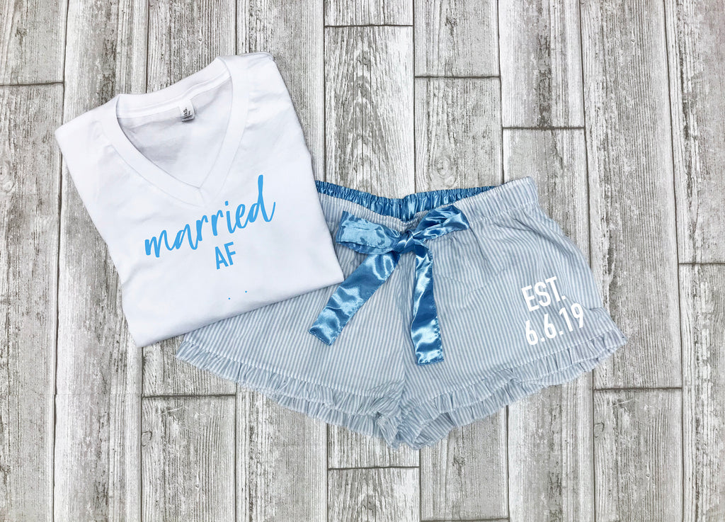 honeymoon pajamas, personalized bride gift, something blue bride, custom bridal gift set, wedding party gift, gift for bride, married af,