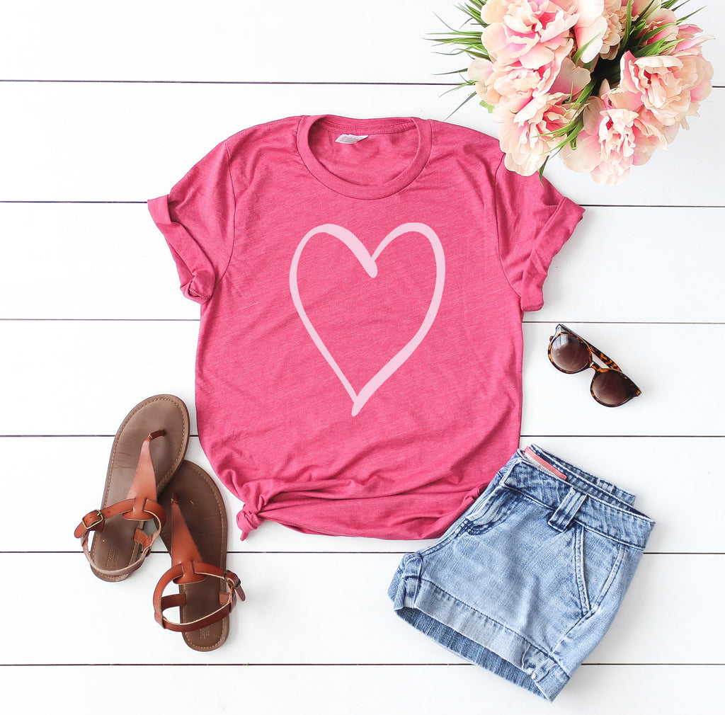 Valentine day t-shirt for women - Valentine day shirt - Holiday t-shirt - Cute women's heart shirt - Valentines day top