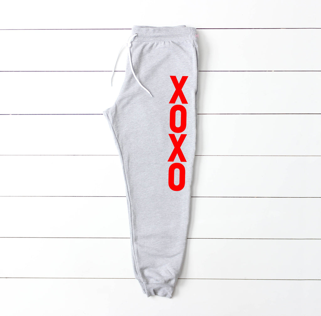 valentines day outfit - valentines day sweatpants - xoxo - valentines day women - valentines day single - single valentines day - valentines
