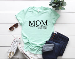 Proud Mom t-shirt, Personalized Gift for Mom, Mothers day gift from children, Birthday gift for mom, Custom t-shirt for mom,